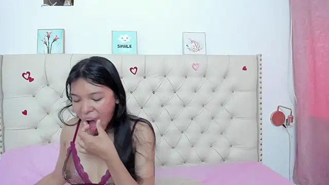 Snapshot of Kim_Eli chatting on March 10, 2025, 7:29 pm Kim Eli online show from March 10, 2025, 7:29 pm