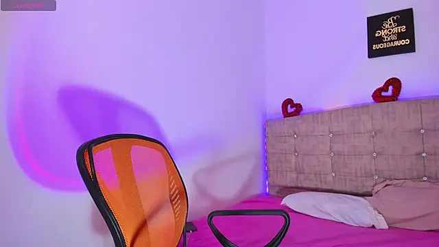 Catherine summer1 online show from September 12, 2025, 10:32 pm