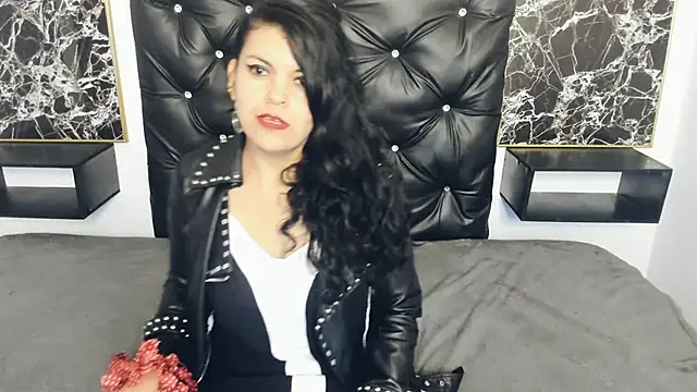 scarlett w0lf online show from January 29, 2025, 4:30 pm