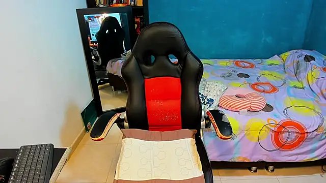 peanut tangerine online show from March 15, 2025, 1:08 am