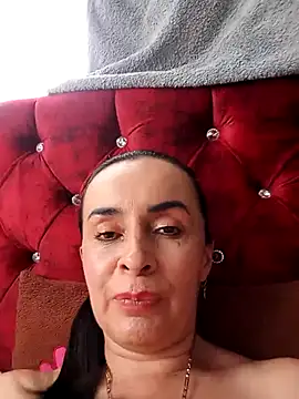 Samantha Sullivan  online show from September 10, 2025, 4:18 pm