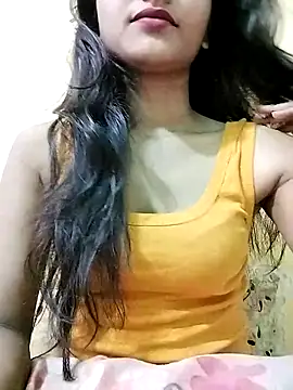 MISSQUEEN48 online show from February 20, 2026, 5:15 am