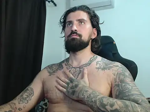 MateoHunk online show from September 9, 2025, 5:45 pm