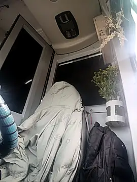 alexchir4 online show from October 30, 2025, 8:31 pm