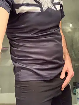 Snapshot of MaxVain chatting on January 16, 2025, 2:30 am MaxVain online show from January 16, 2025, 2:30 am