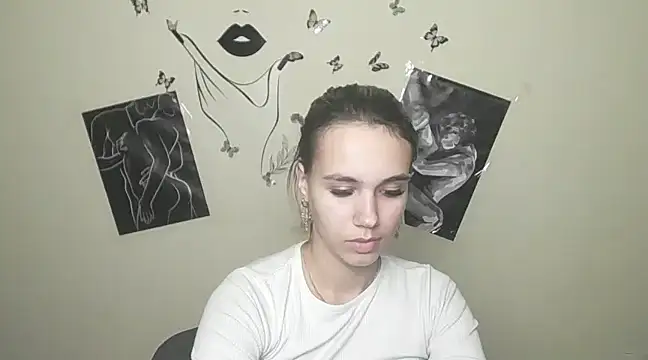 Snapshot of _StAcY chatting on December 1, 2024, 4:29 pm  StAcY online show from December 1, 2024, 4:29 pm