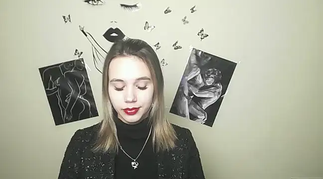 Snapshot of _StAcY chatting on December 7, 2024, 7:38 am  StAcY online show from December 7, 2024, 7:38 am