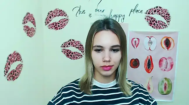 Snapshot of _StAcY chatting on December 8, 2024, 10:41 am  StAcY online show from December 8, 2024, 10:41 am