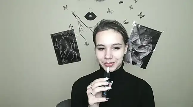 Snapshot of _StAcY chatting on February 5, 2025, 1:11 pm  StAcY online show from February 5, 2025, 1:11 pm