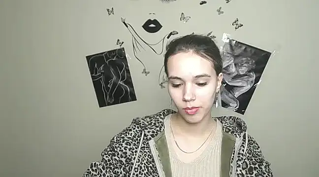 Snapshot of _StAcY chatting on February 17, 2025, 10:40 am  StAcY online show from February 17, 2025, 10:40 am