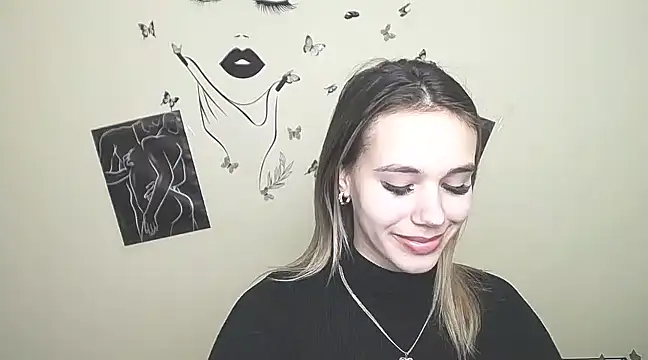 Snapshot of _StAcY chatting on March 8, 2025, 10:43 am  StAcY online show from March 8, 2025, 10:43 am