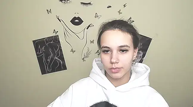 Snapshot of _StAcY chatting on March 11, 2025, 10:40 am  StAcY online show from March 11, 2025, 10:40 am