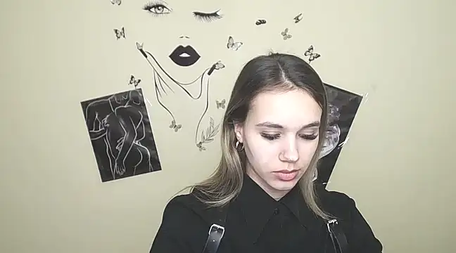 Snapshot of _StAcY chatting on March 15, 2025, 10:24 am  StAcY online show from March 15, 2025, 10:24 am