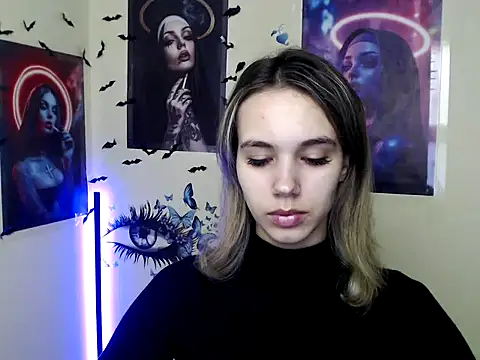 Snapshot of _StAcY chatting on October 25, 2025, 12:13 pm  StAcY online show from October 25, 2025, 12:13 pm