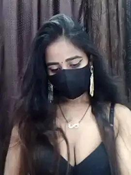 Lalisa sexy online show from November 4, 2025, 4:17 pm