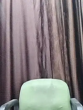 Lalisa sexy online show from November 23, 2025, 5:02 pm