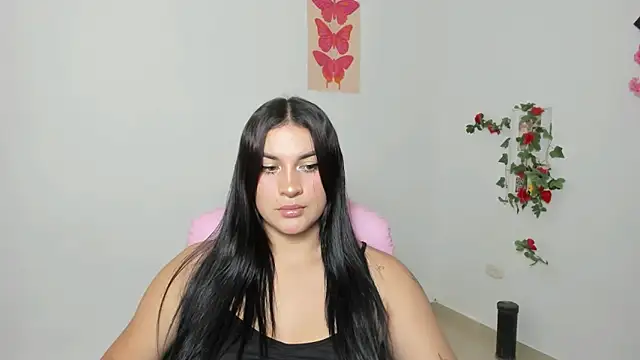 Emic  online show from September 16, 2025, 2:18 pm