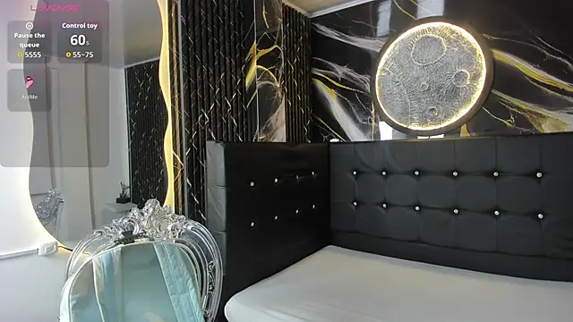 Bruja  Scarlata online show from October 11, 2025, 10:14 am