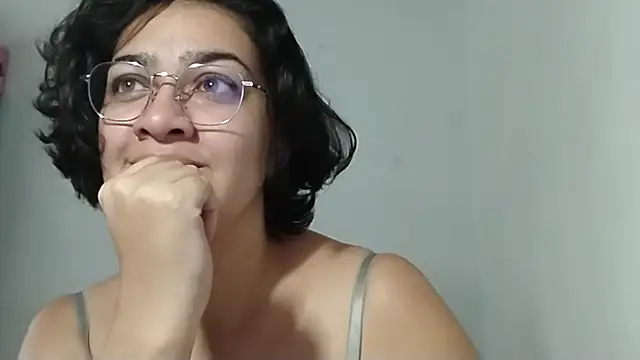 Snapshot of ely_toro_ chatting on September 13, 2025, 3:34 pm ely toro online show from September 13, 2025, 3:34 pm
