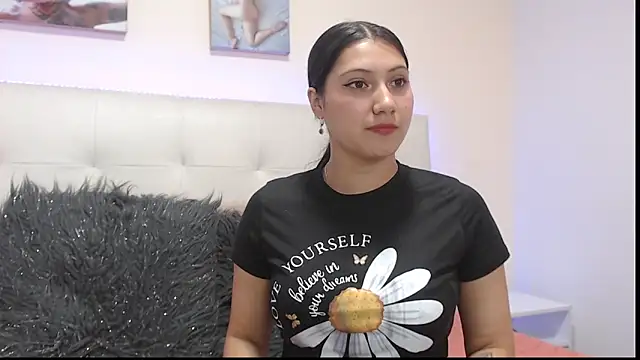 Snapshot of Chloe_Brownx chatting on June 9, 2026, 8:53 pm Chloe Brownx online show from June 9, 2026, 8:53 pm