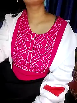 Snapshot of Miss-Siyaa chatting on December 9, 2024, 1:13 pm Miss-Siyaa online show from December 9, 2024, 1:13 pm
