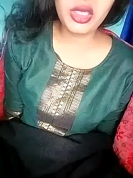 Snapshot of Miss-Siyaa chatting on December 15, 2024, 1:11 pm Miss-Siyaa online show from December 15, 2024, 1:11 pm