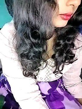 Snapshot of Miss-Siyaa chatting on December 24, 2024, 1:28 pm Miss-Siyaa online show from December 24, 2024, 1:28 pm