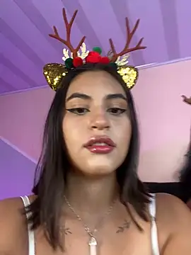 Snapshot of Nani_rosse chatting on December 17, 2024, 7:59 pm Nani rosse online show from December 17, 2024, 7:59 pm