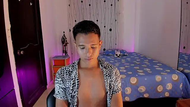 alessandro wizard online show from February 6, 2025, 1:27 am