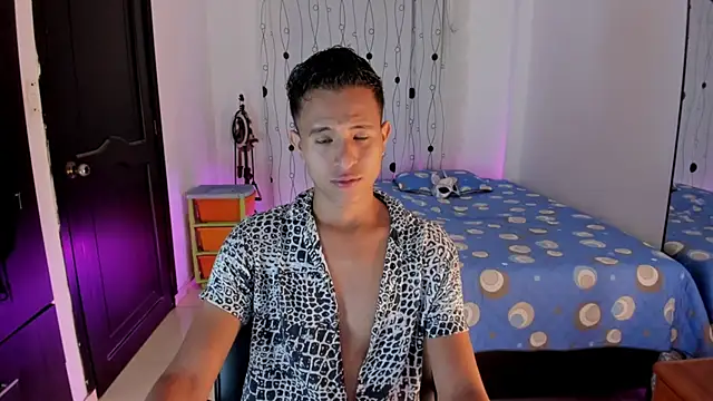 alessandro wizard online show from February 6, 2025, 10:43 pm