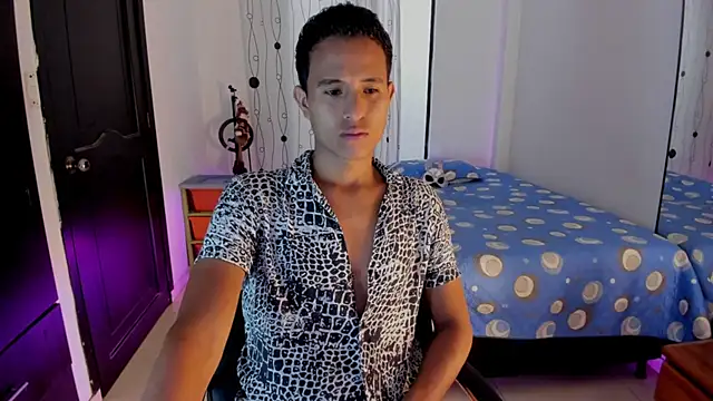alessandro wizard online show from March 7, 2025, 7:27 pm