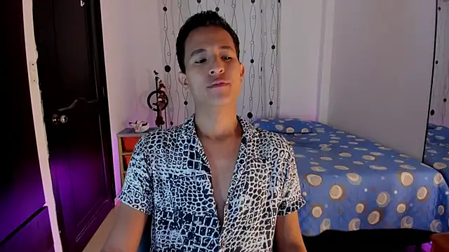 alessandro wizard online show from March 13, 2025, 1:07 pm