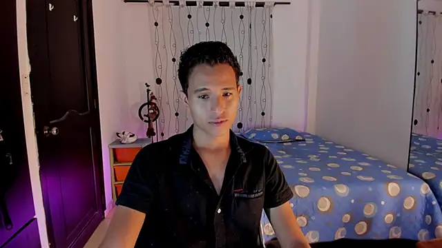 alessandro wizard online show from March 15, 2025, 1:08 am