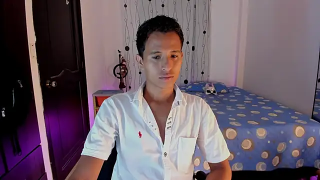 alessandro wizard online show from March 16, 2025, 2:21 am