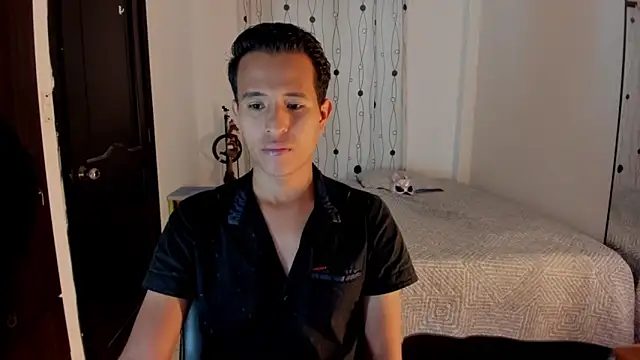 alessandro wizard online show from March 19, 2025, 7:49 pm