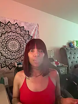 Snapshot of butterflybootyy chatting on January 27, 2025, 6:31 pm butterflybootyy online show from January 27, 2025, 6:31 pm