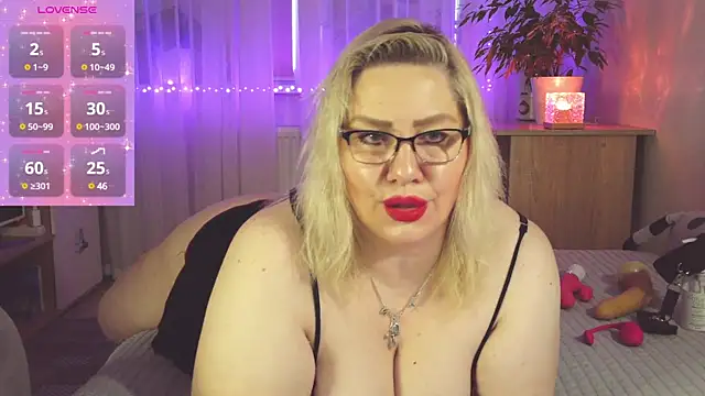 AngelinaGlam online show from February 12, 2025, 10:14 am