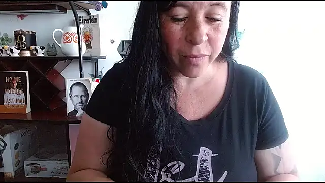 Snapshot of SadistikXX chatting on April 30, 2026, 2:01 pm SadistikXX online show from April 30, 2026, 2:01 pm