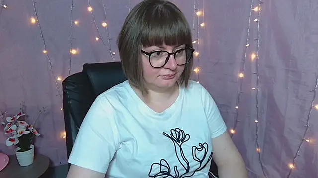 Snapshot of ZannaDreil chatting on May 6, 2026, 6:24 pm ZannaDreil online show from May 6, 2026, 6:24 pm