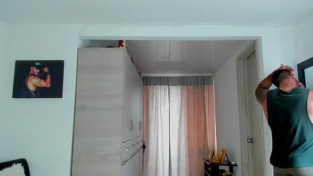 SamirHazard97 online show from April 7, 2026, 8:53 pm