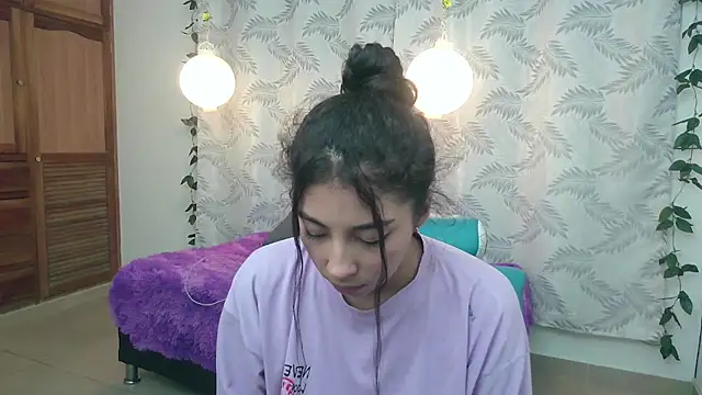 Mya paris online show from January 9, 2025, 2:11 am