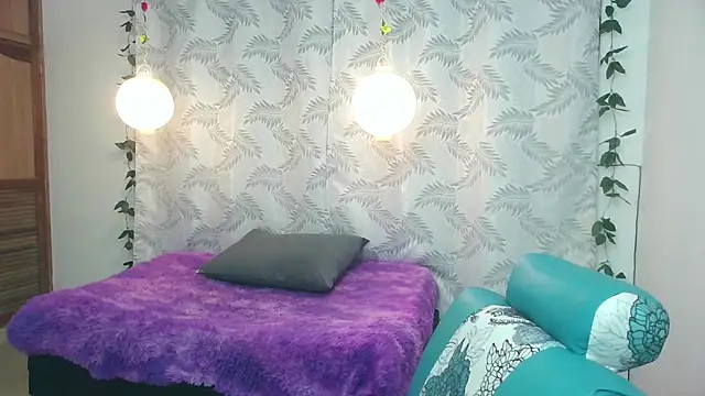 Mya paris online show from February 8, 2025, 5:51 am