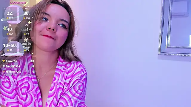 Snapshot of EmilyRouss_ chatting on January 14, 2025, 1:26 am EmilyRouss online show from January 14, 2025, 1:26 am