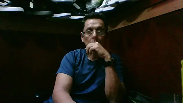 Snapshot of MarcusKelvin chatting on October 20, 2025, 5:46 pm MarcusKelvin online show from October 20, 2025, 5:46 pm