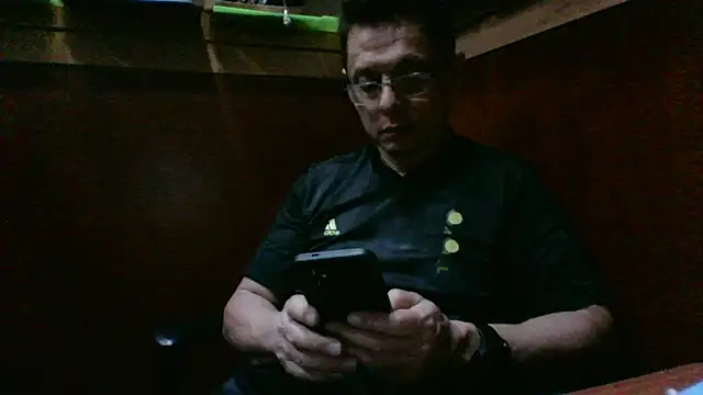 Snapshot of MarcusKelvin chatting on November 5, 2025, 2:50 pm MarcusKelvin online show from November 5, 2025, 2:50 pm