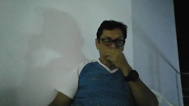 Snapshot of MarcusKelvin chatting on April 16, 2026, 6:14 am MarcusKelvin online show from April 16, 2026, 6:14 am