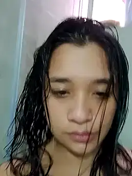 Cristal moon1 online show from October 21, 2025, 5:46 pm