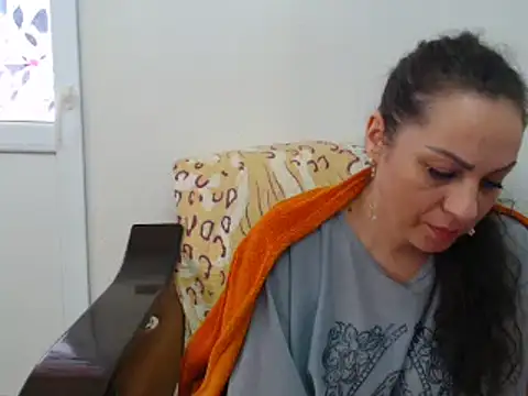 MissElla online show from March 2, 2025, 8:59 am