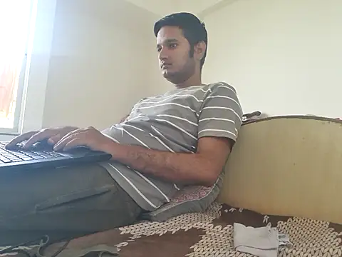 Snapshot of Jonrobinso chatting on May 31, 2026, 3:47 am Jonrobinso online show from May 31, 2026, 3:47 am