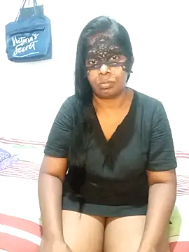 Aroma Sl online show from November 3, 2025, 5:20 am